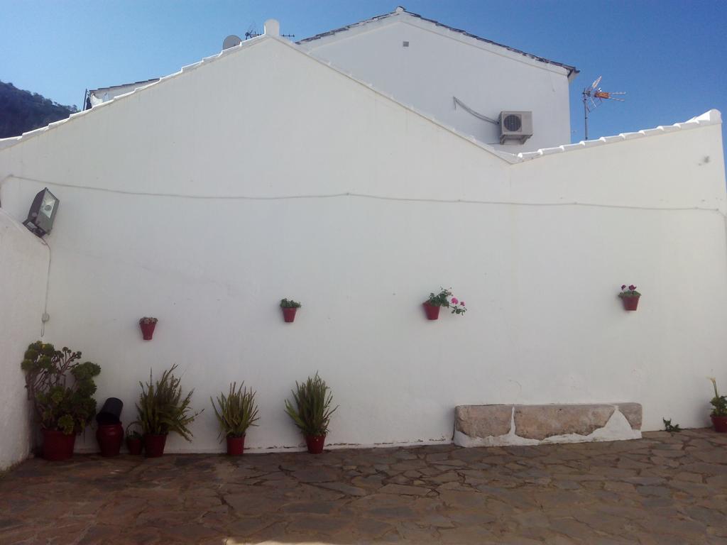 Apartamento Loft jacuzzi rojo Casa ermita San Antonio Ubrique Exterior foto